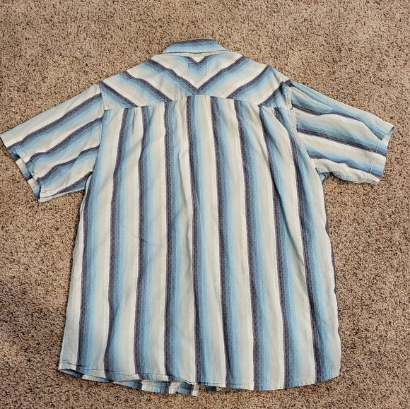 Prana Short-sleeved button-up shirt, size large - Picture 3 of 4